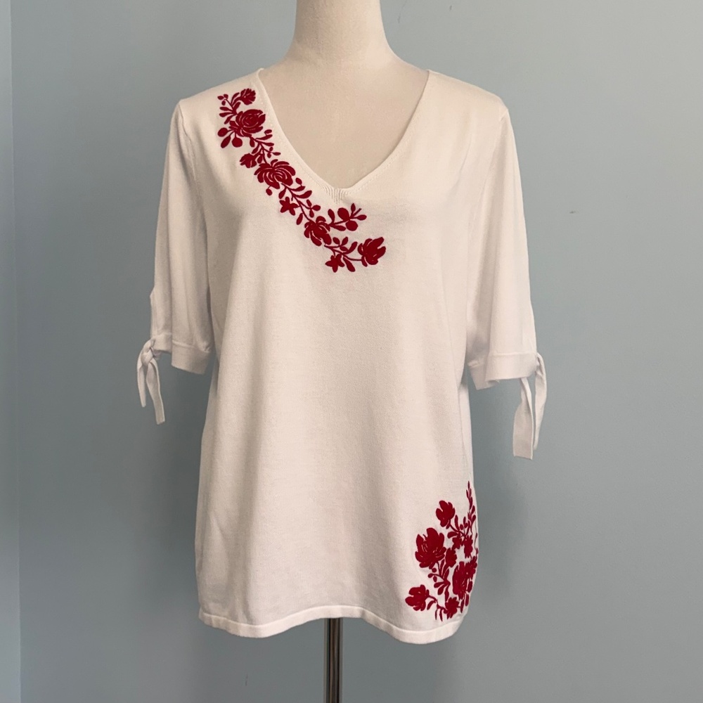Talbots Petite White V- Neck Embroidered Top‎ Size XLP